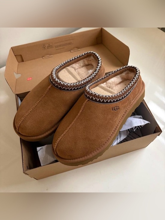 UGG Shoes - Ugg Tasman Slippers Chestnut Size 8 Brand New!